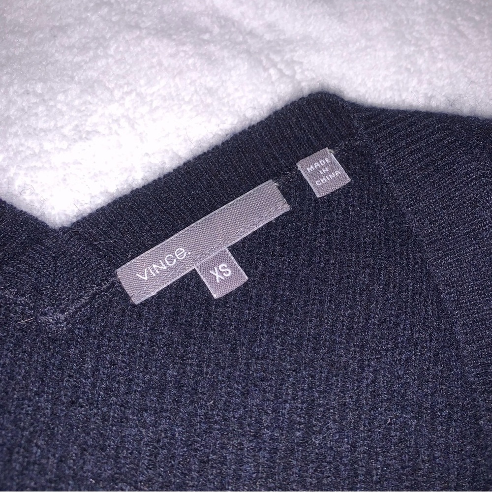 VINCE. sweater XS